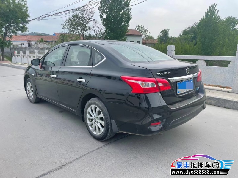 17年日产轩逸轿车抵押车出售