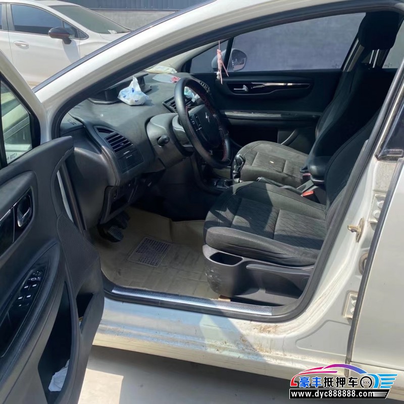 16年雪铁龙世嘉轿车抵押车出售