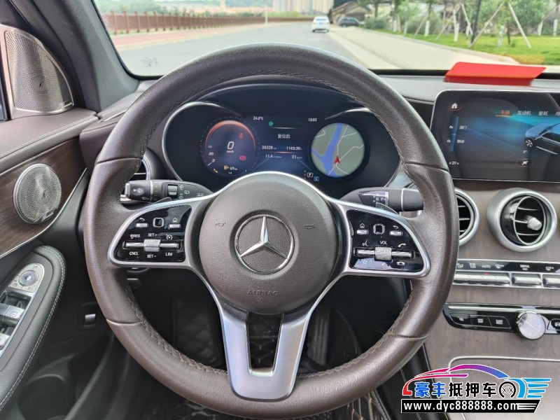 21年奔驰GLC轿车抵押车出售