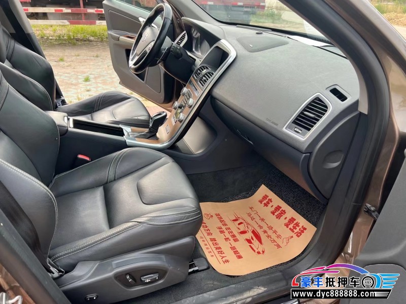 15年沃尔沃XC60轿车抵押车出售