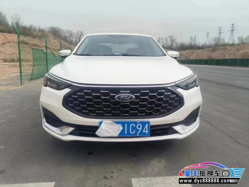 21年福特福睿斯轿车抵押车出售