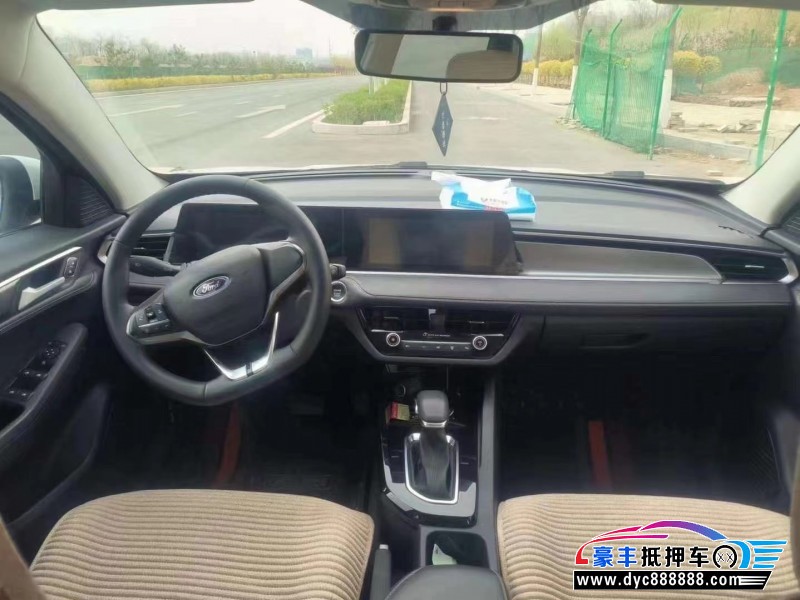 21年福特福睿斯轿车抵押车出售