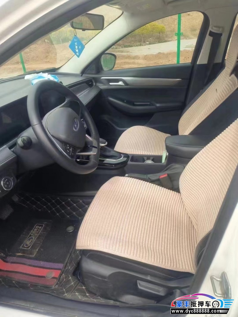 21年福特福睿斯轿车抵押车出售