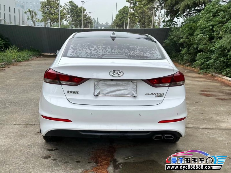 18年现代领动轿车抵押车出售