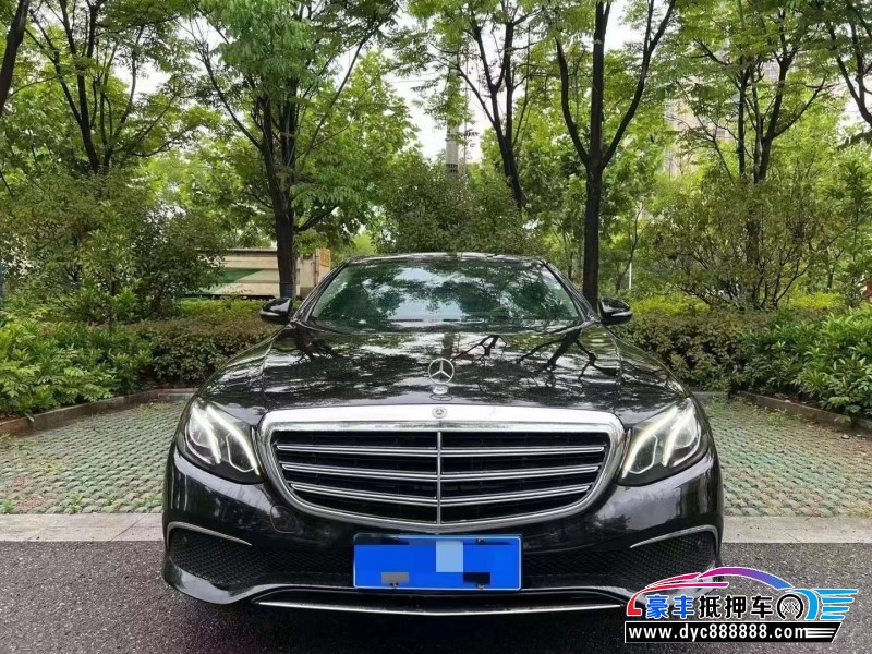 19年奔驰E轿车抵押车出售