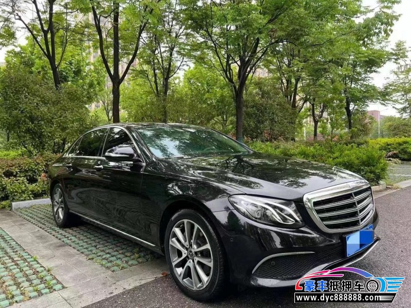 19年奔驰E轿车抵押车出售