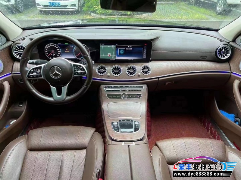 19年奔驰E轿车抵押车出售