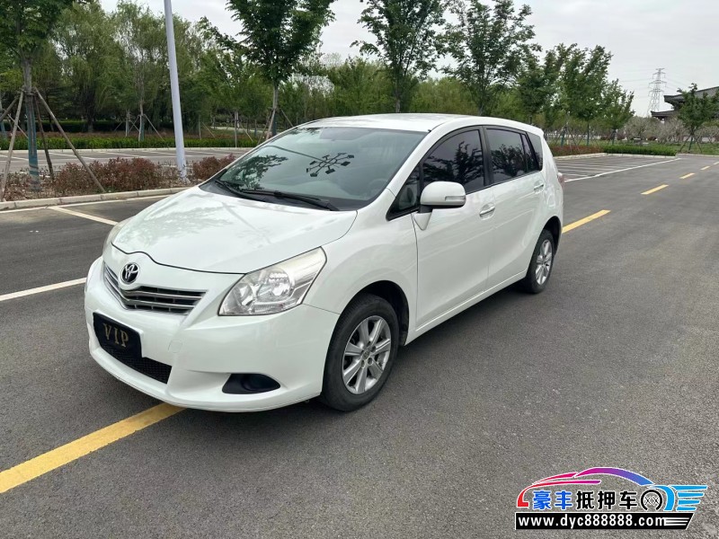 13年丰田逸致轿车抵押车出售