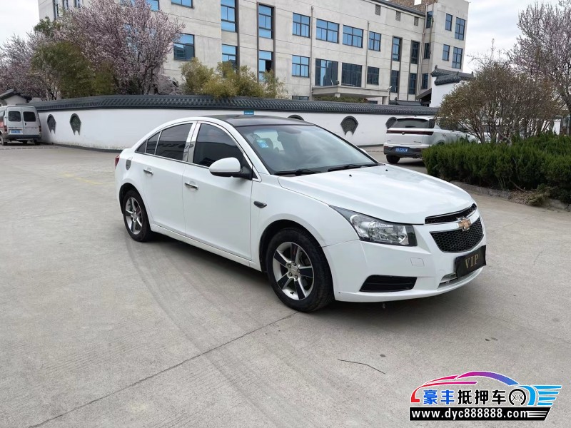 14年雪佛兰科鲁兹轿车抵押车出售