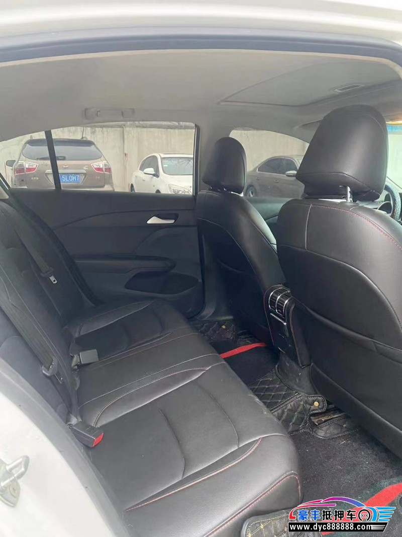 18年雪佛兰科沃兹轿车抵押车出售