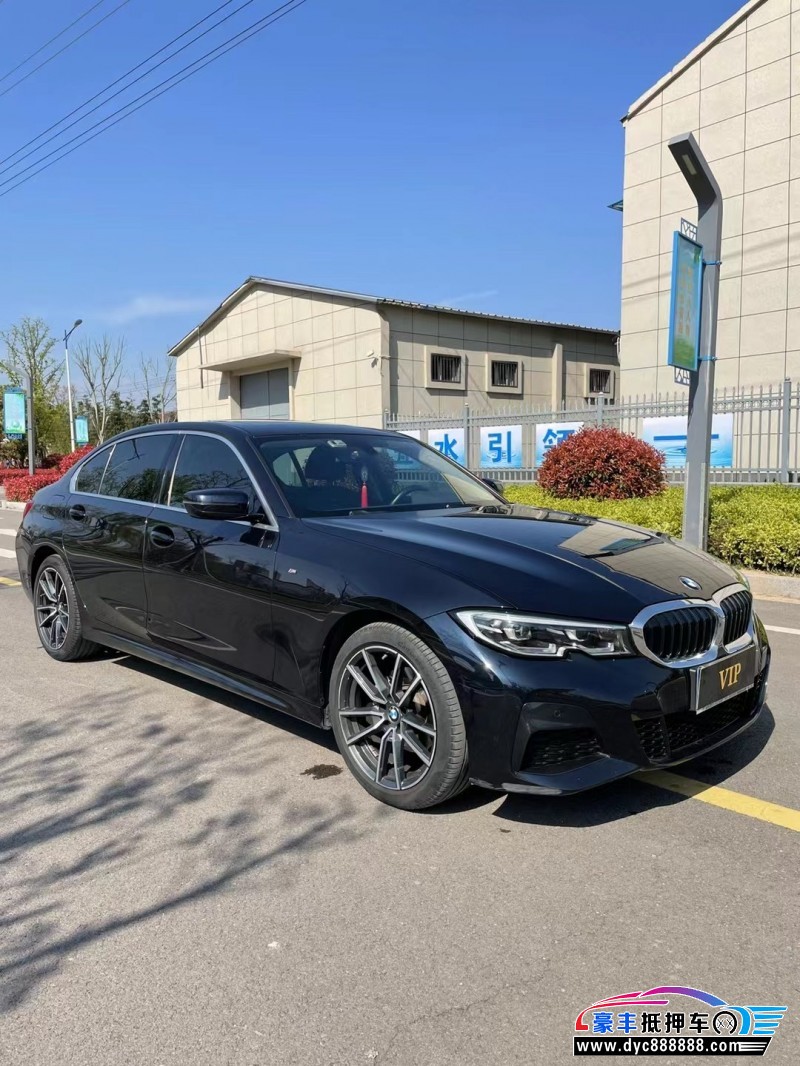 20年宝马3系轿车抵押车出售