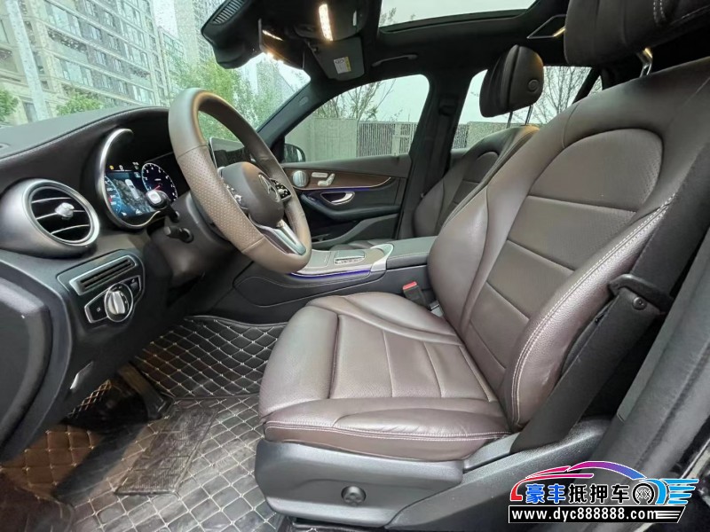 20年奔驰GLC轿车抵押车出售