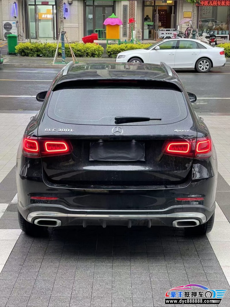 20年奔驰GLC轿车抵押车出售