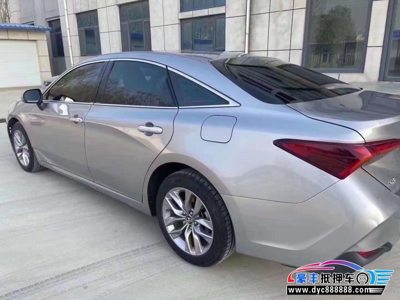 21年丰田亚洲龙轿车抵押车出售