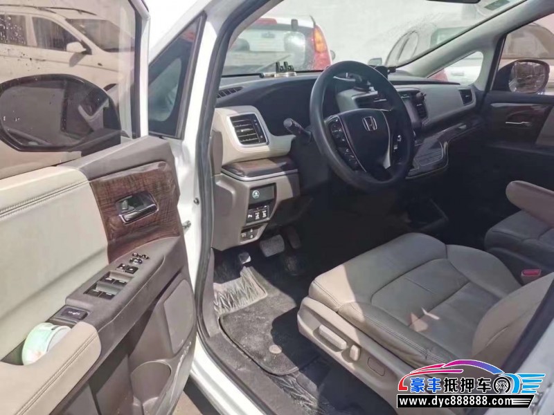 17年本田奥德赛轿车抵押车出售