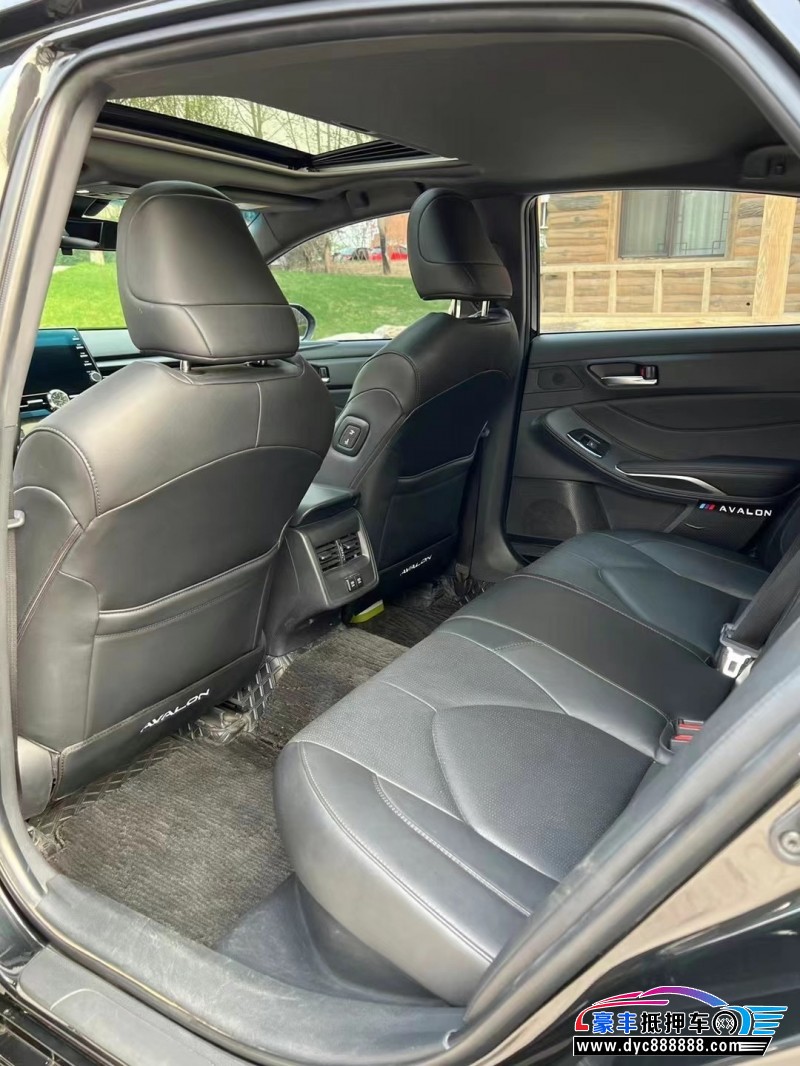 21年丰田亚洲龙轿车抵押车出售