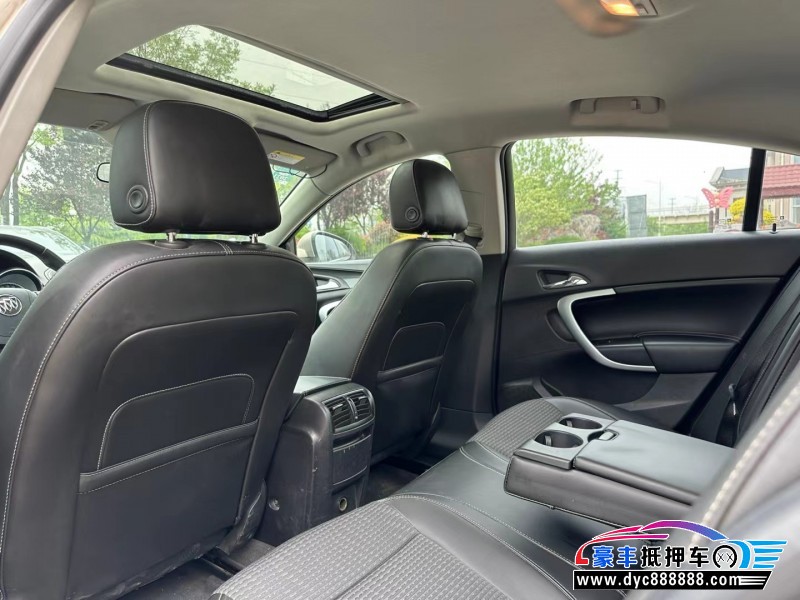 15年别克君威轿车抵押车出售