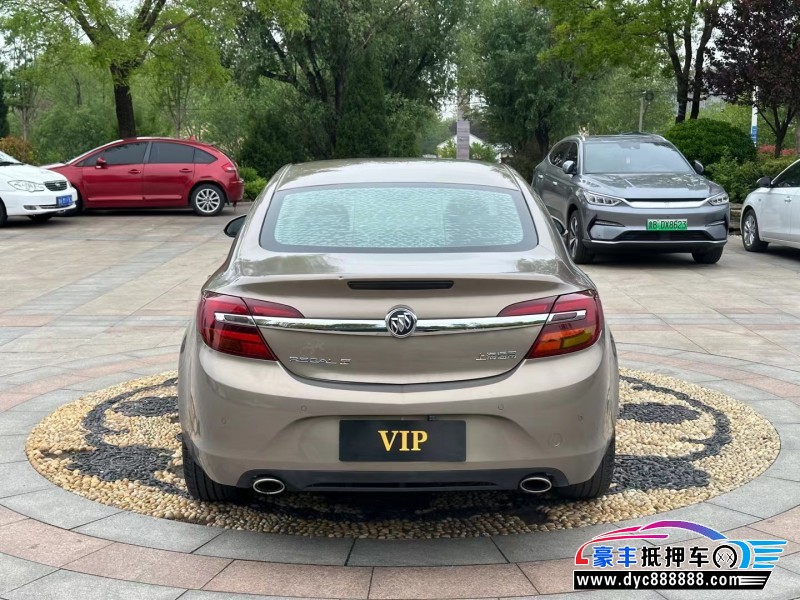 15年别克君威轿车抵押车出售