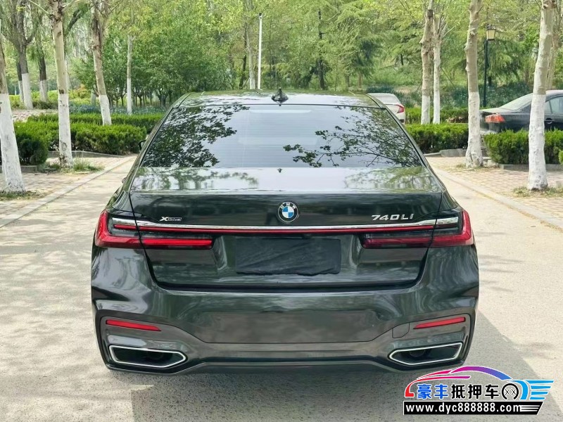 21年宝马7系轿车抵押车出售