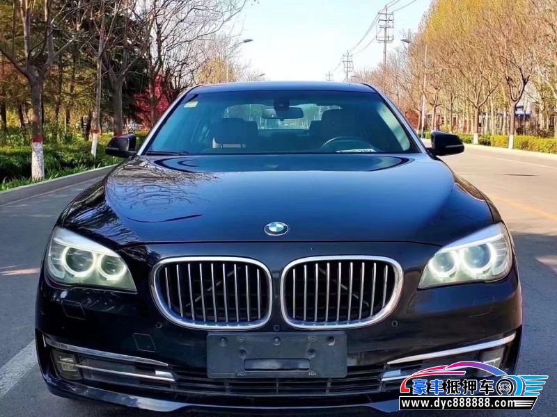 15年宝马7系轿车抵押车出售