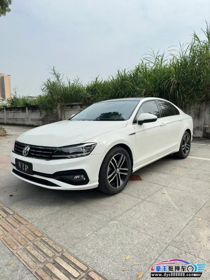 22年大众凌渡轿车抵押车出售