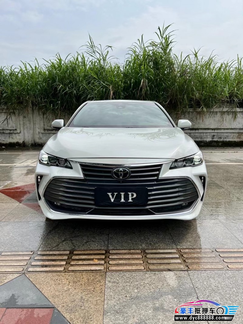 20年丰田亚洲龙轿车抵押车出售