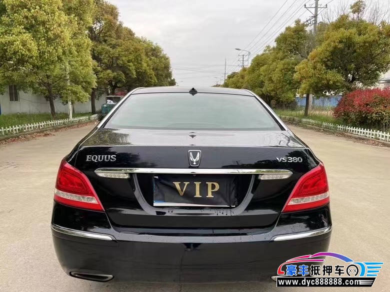 13年现代雅克仕轿车抵押车出售