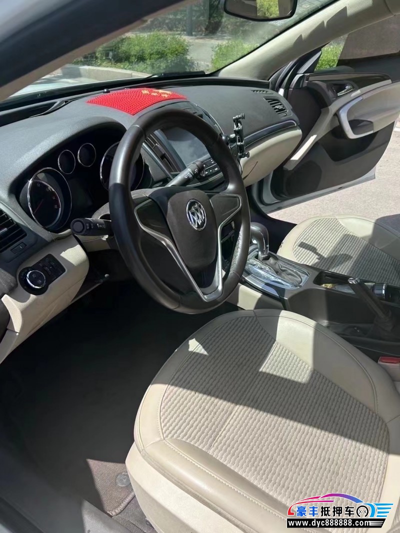 15年别克君威轿车抵押车出售