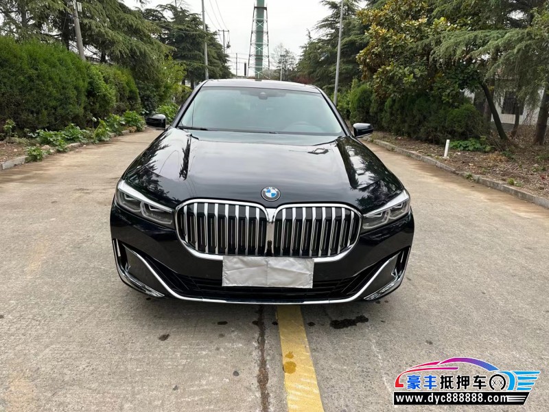 22年宝马7系轿车抵押车出售