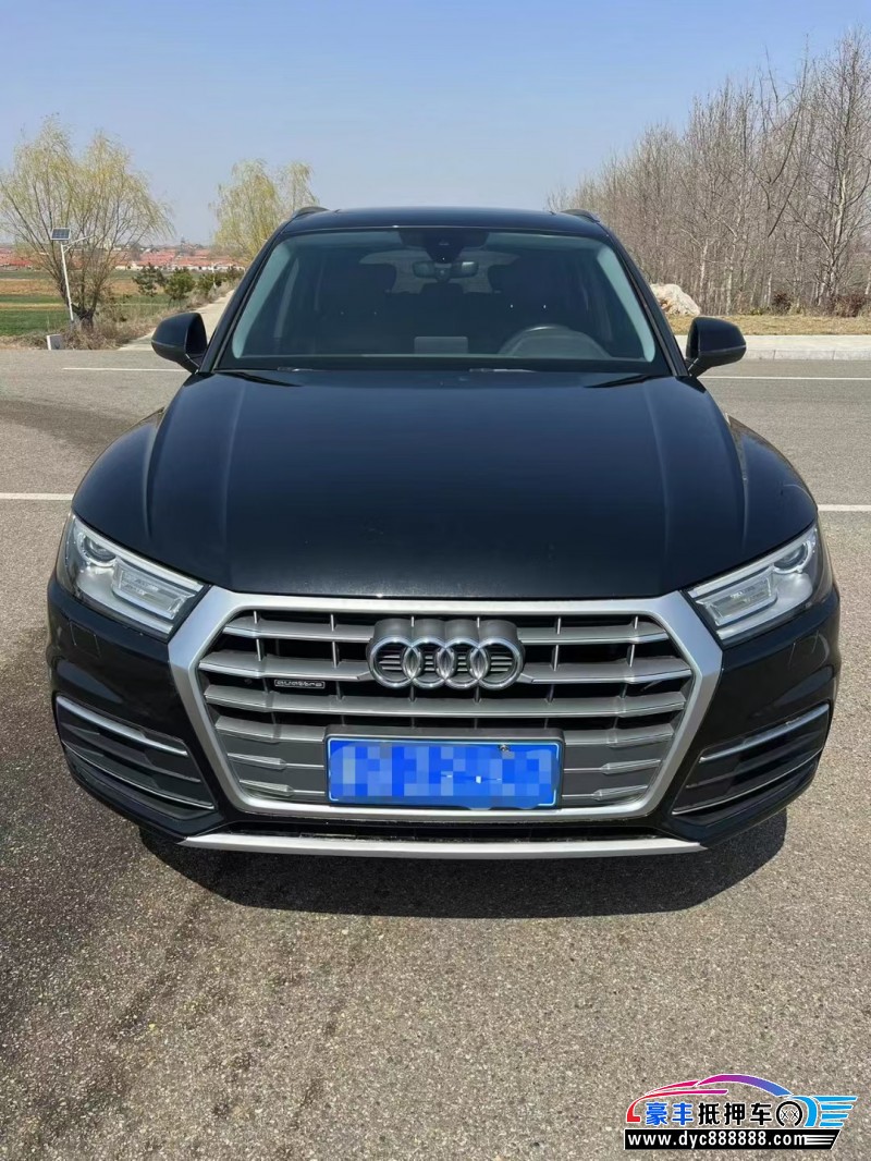 19年奥迪Q5轿车抵押车出售