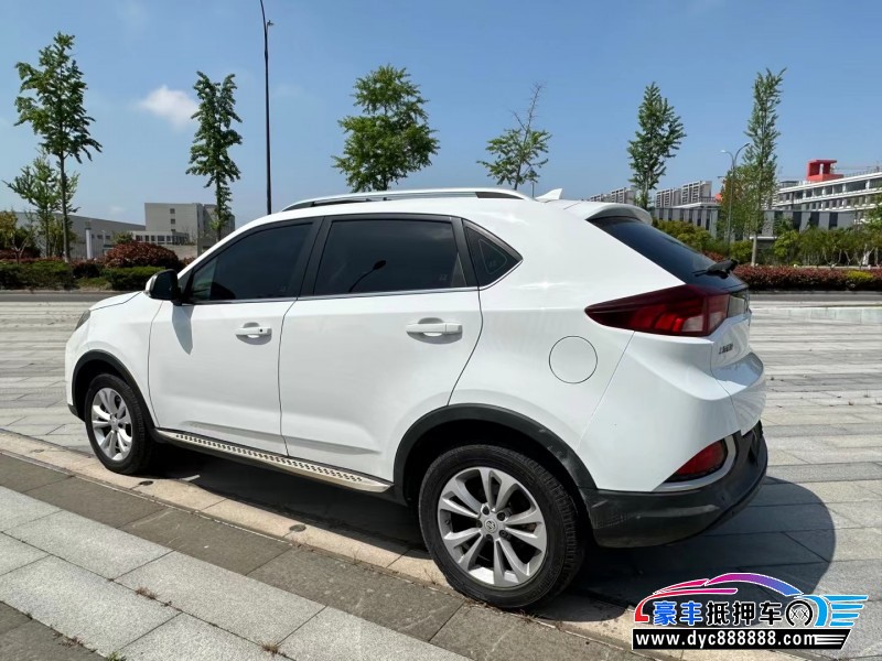 16年名爵锐腾轿车抵押车出售