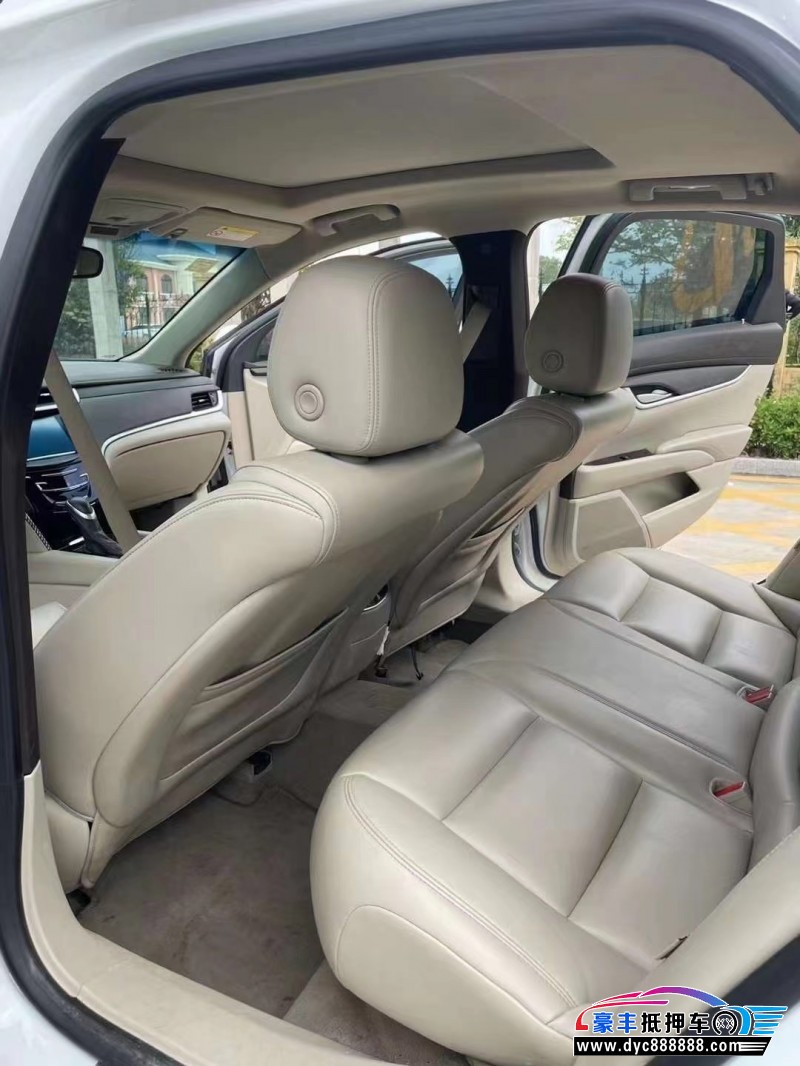 17年凯迪拉克XTS轿车抵押车出售