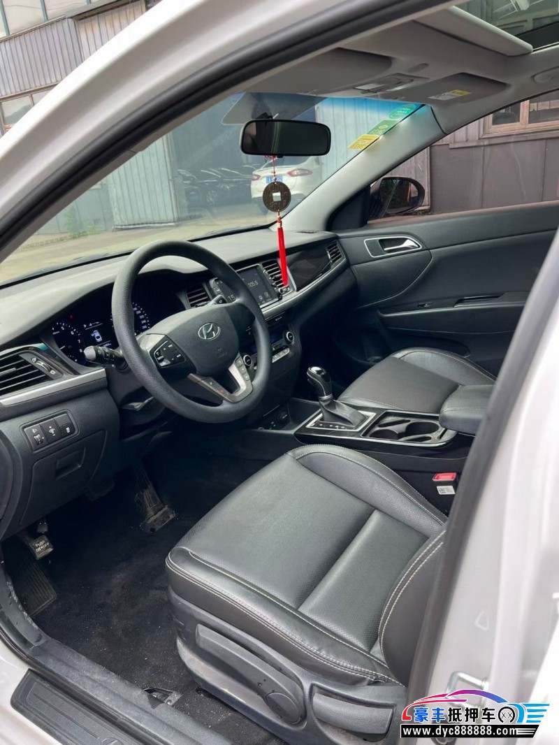 19年现代名图轿车抵押车出售