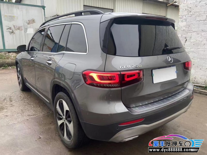 21年奔驰GLB轿车抵押车出售