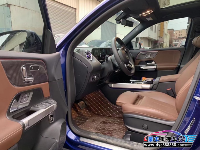 21年奔驰GLB轿车抵押车出售