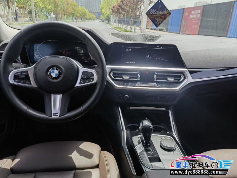 22年宝马3系轿车抵押车出售