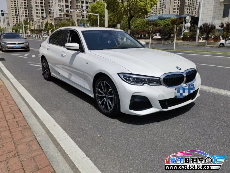 22年宝马3系轿车抵押车出售