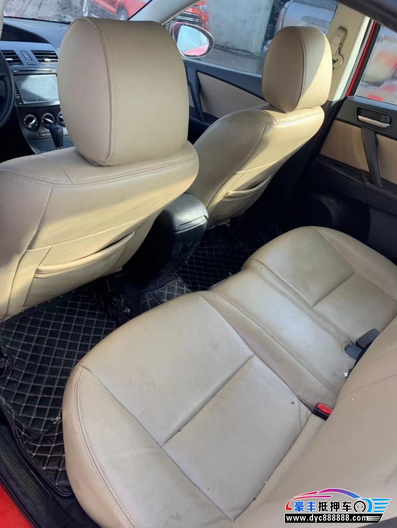 13年马自达马自达3轿车抵押车出售