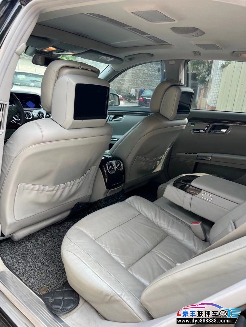 10年奔驰S轿车抵押车出售