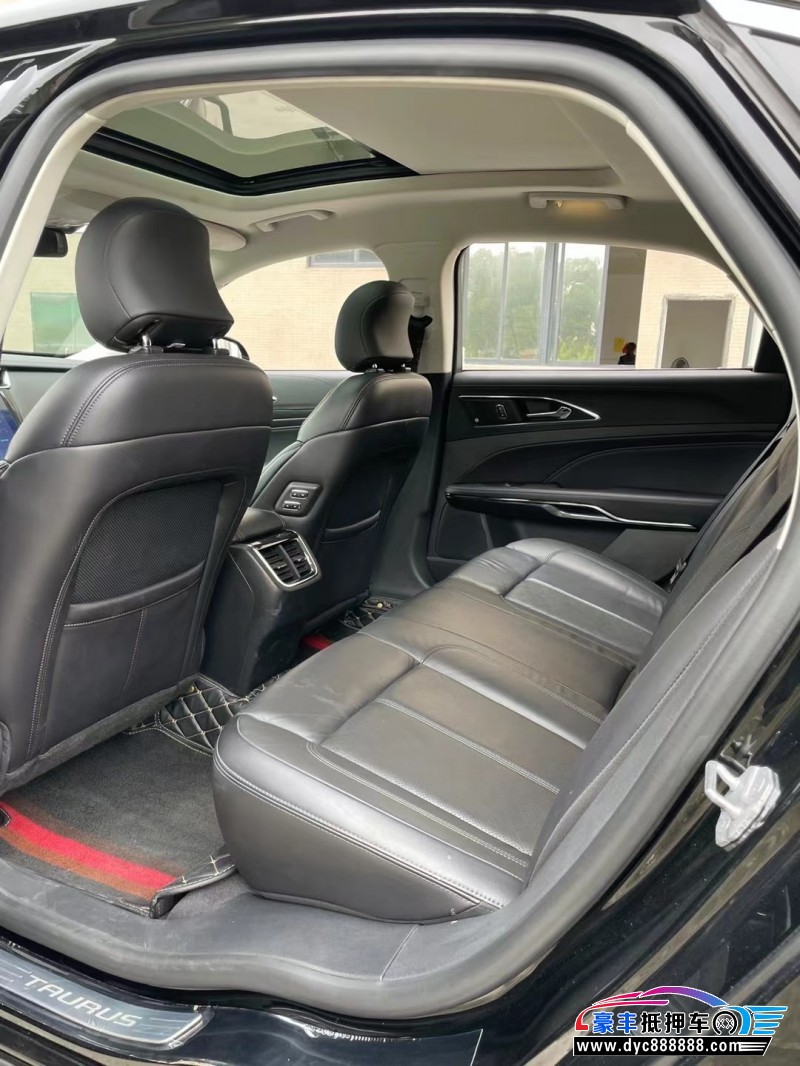 21年福特金牛座轿车抵押车出售