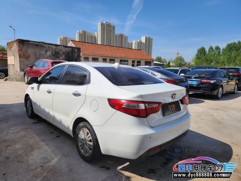 13年起亚K2轿车抵押车出售