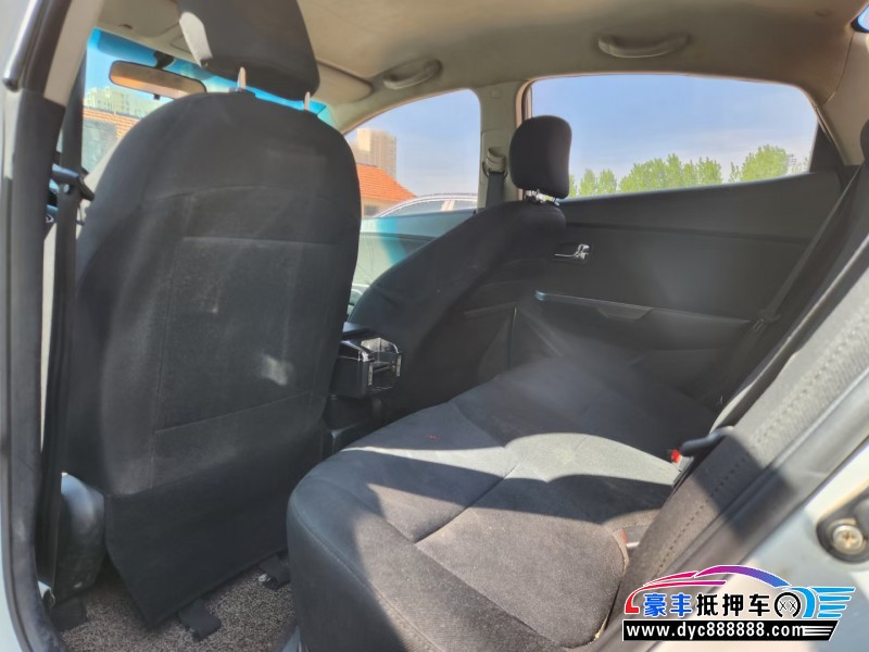 13年起亚K2轿车抵押车出售