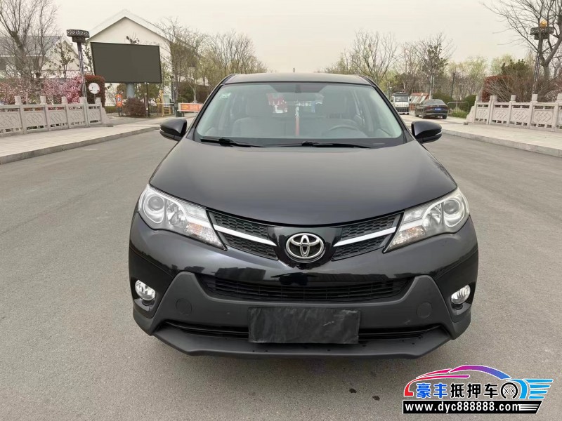 14年丰田RAV4荣放轿车抵押车出售