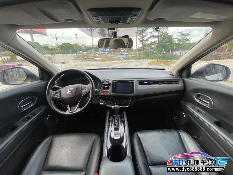 16年本田缤智轿车抵押车出售