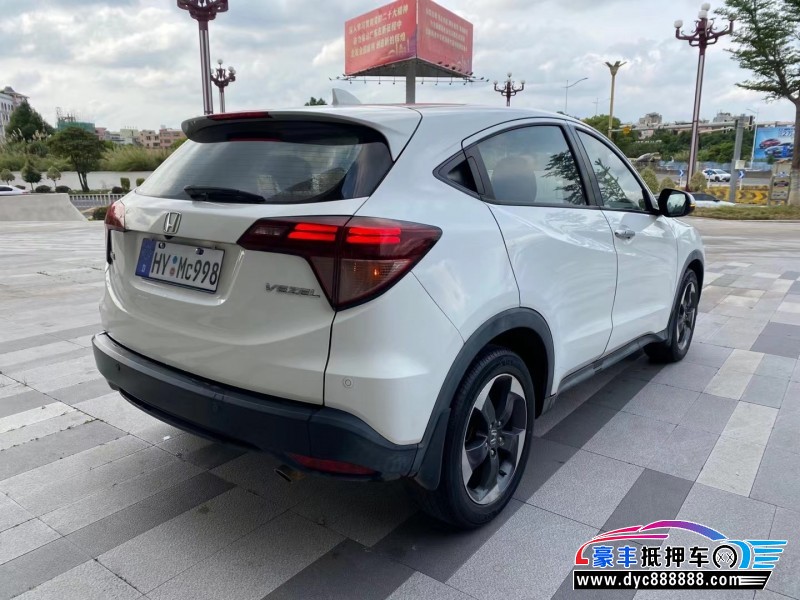 16年本田缤智轿车抵押车出售