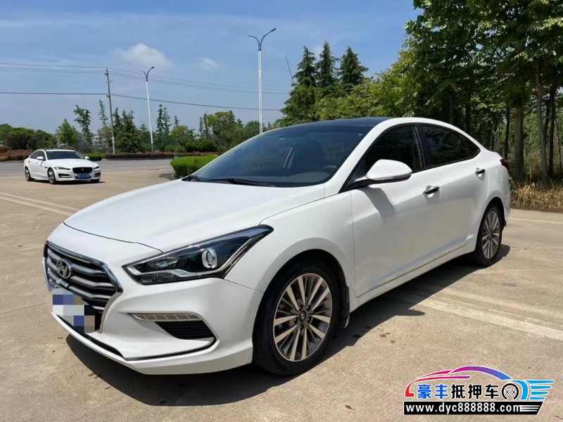 20年现代名图轿车抵押车出售