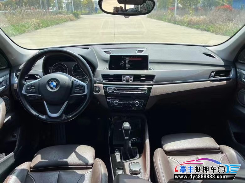 18年宝马X1SUV抵押车出售