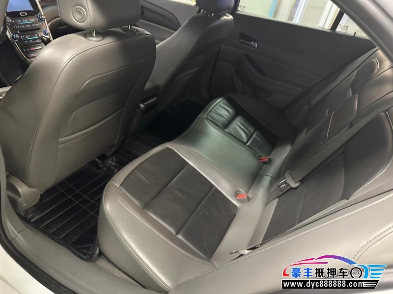 13年雪佛兰迈锐宝轿车抵押车出售