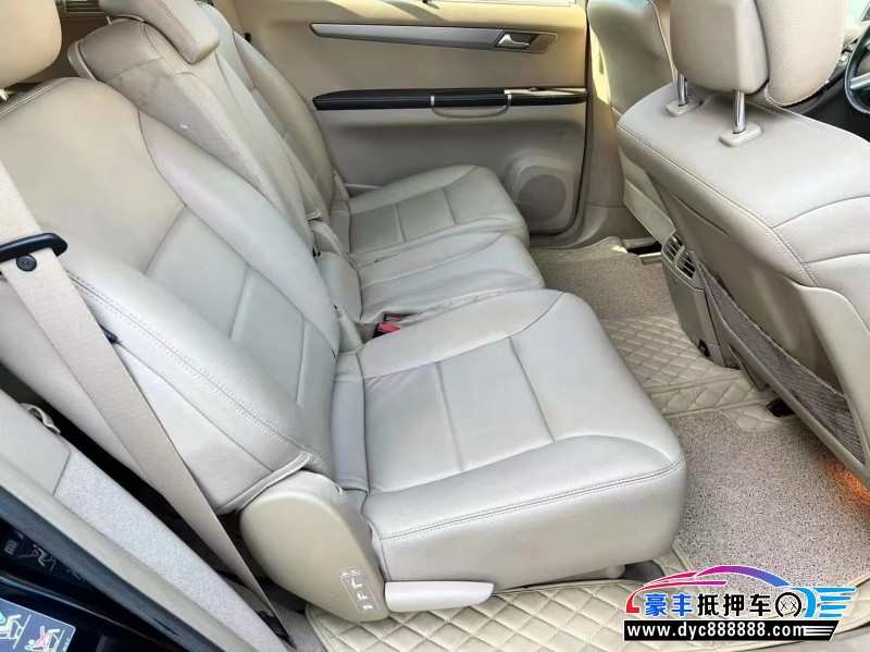 13年奔驰R轿车抵押车出售