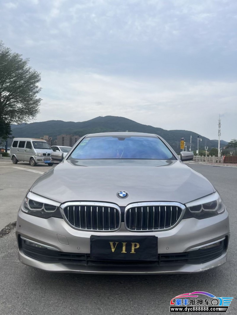 18年宝马5系轿车抵押车出售